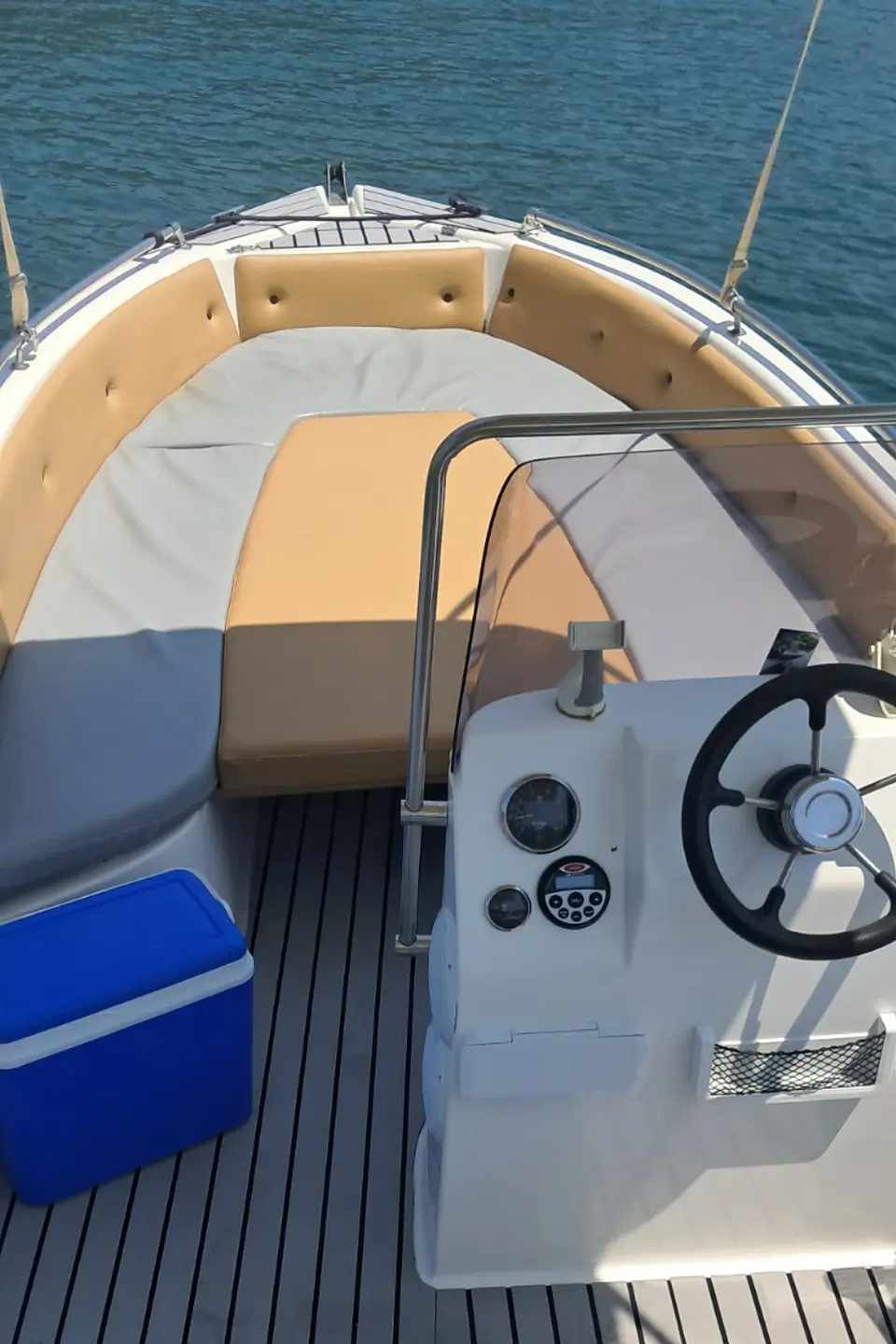 rent-boat-corfu-EVA-4b